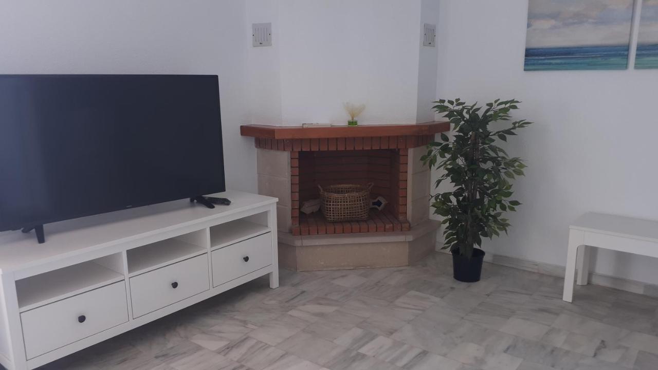 Apartment In Costa Del Sol With Large Terrace For 9 People Rincon de la Victoria Exterior photo