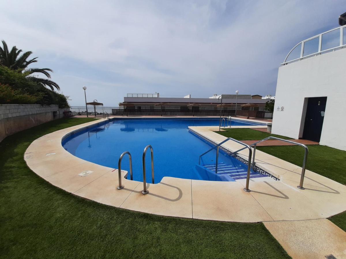 Apartment In Costa Del Sol With Large Terrace For 9 People Rincon de la Victoria Exterior photo